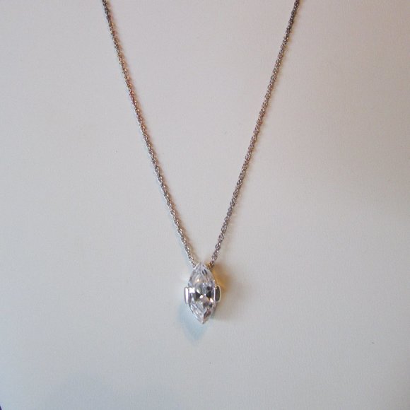 Vintage Avon Luminosity Ultra Marquise CZ Necklace - Multi-Tone Chain - Picture 2 of 10